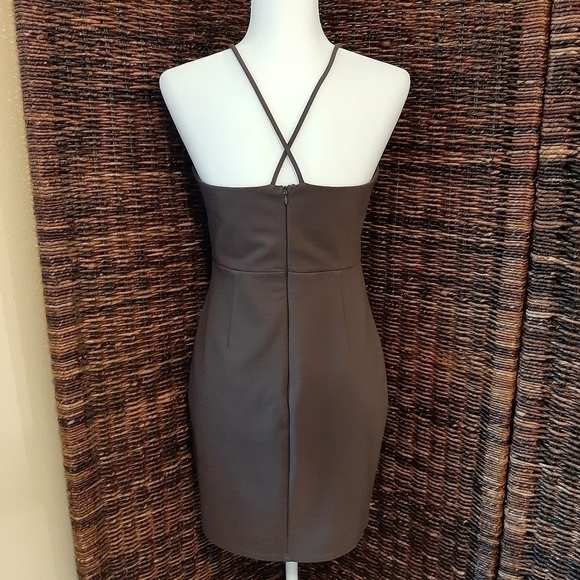 ASTR The Label Size Large Boston Plunge V Neck Bodycon Mini Dress Mushroom Taupe - Picture 4 of 8